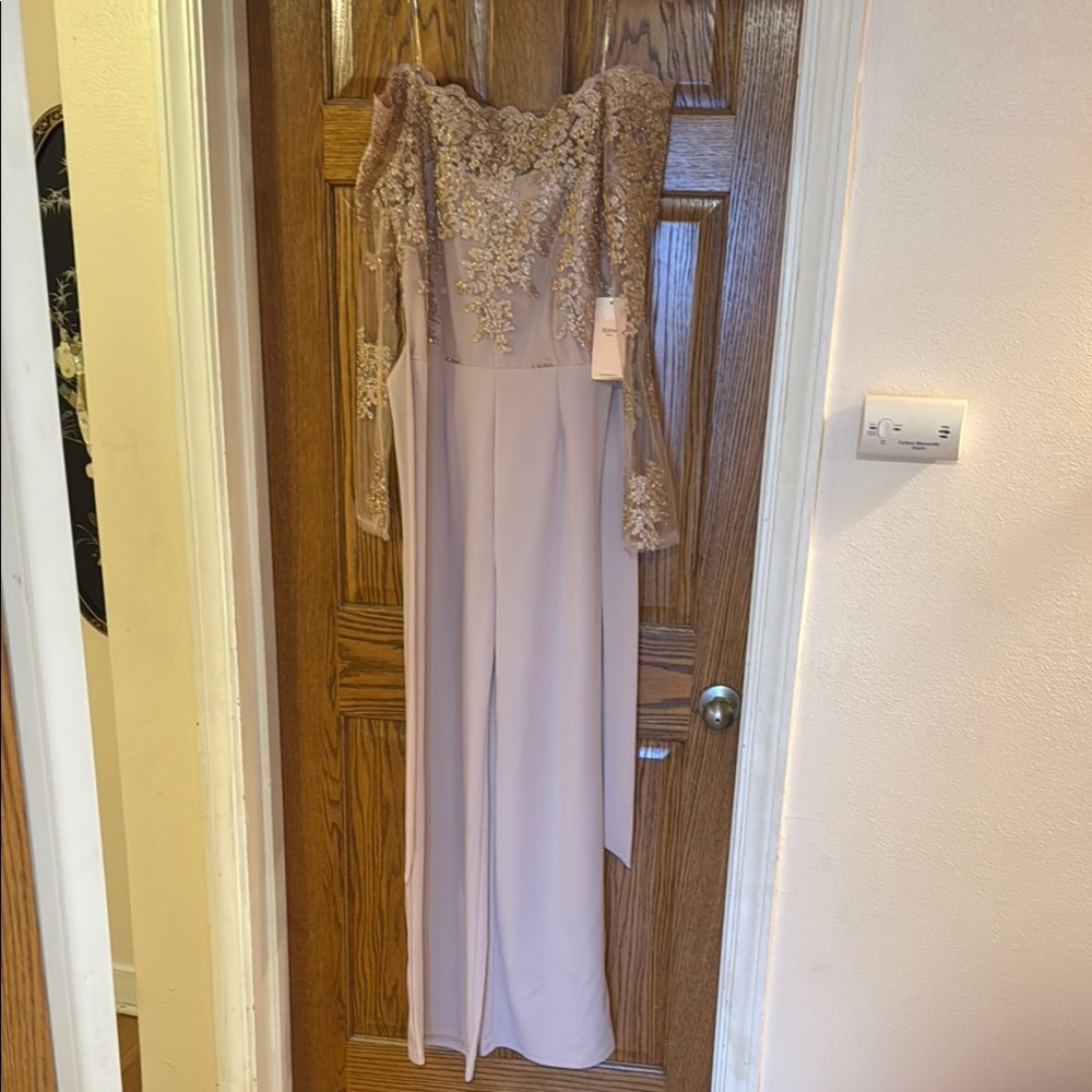 Cream and Gold Long Sleeve jumpsuit with Sweetheart Neckline - Picture 5 of 7
